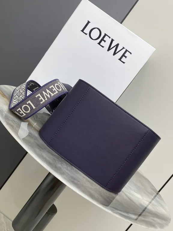 Loewe Bag 